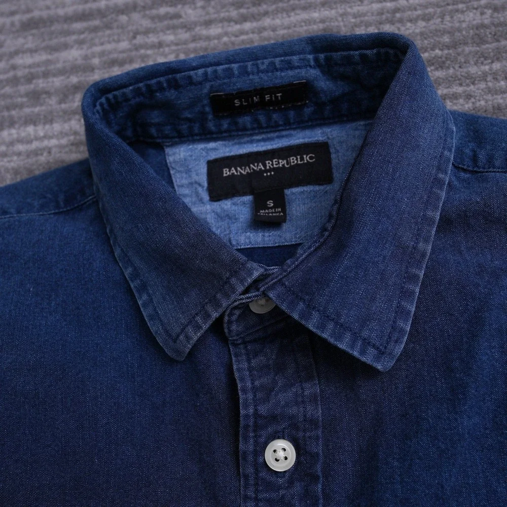 Banana Republic Men Slim Fit Denim Button Down Shirt Small Dark Wash Blue Indigo